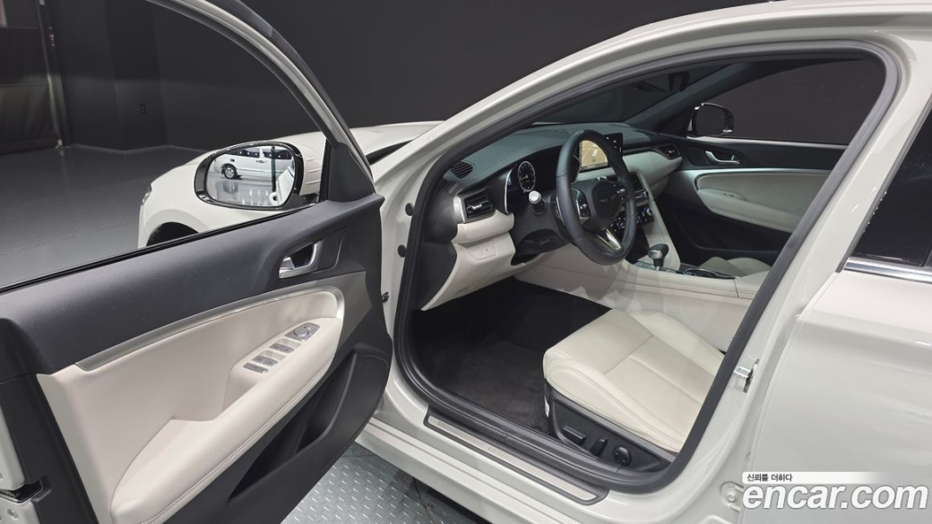 Genesis G70 Gasoline 2.5T 2WD, 2024