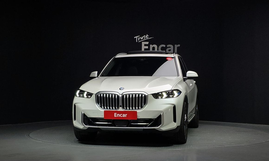 BMW X5 xDrive 40i xLine, 2024
