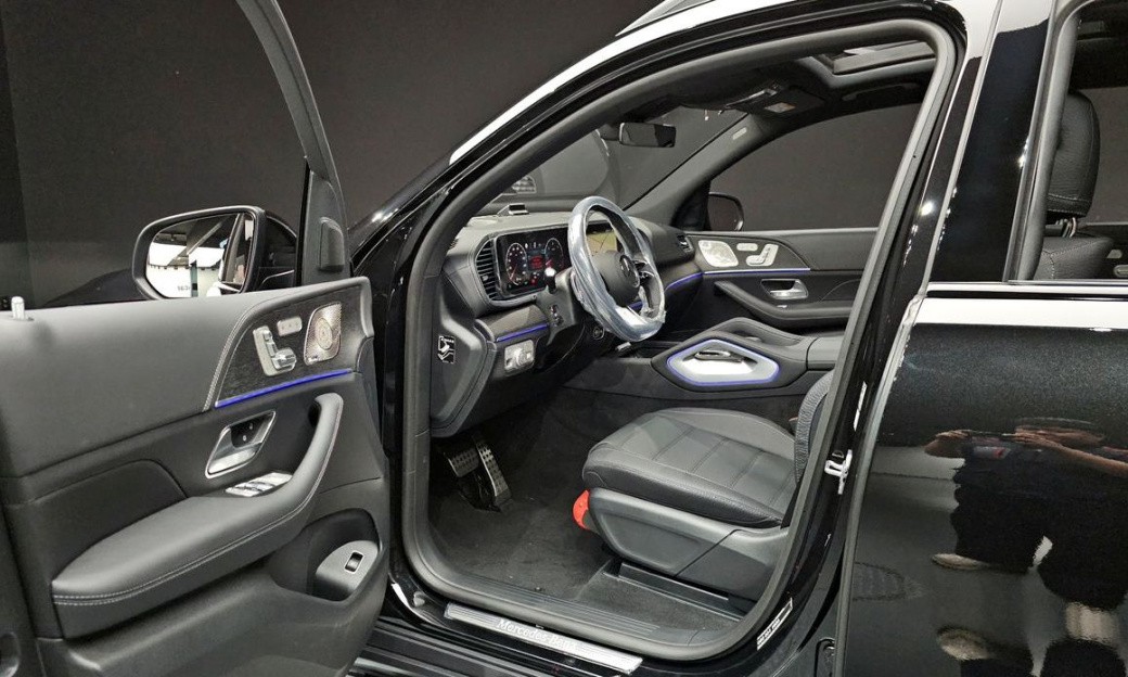 Mercedes-Benz GLS-Class GLS450d 4MATIC, 2026