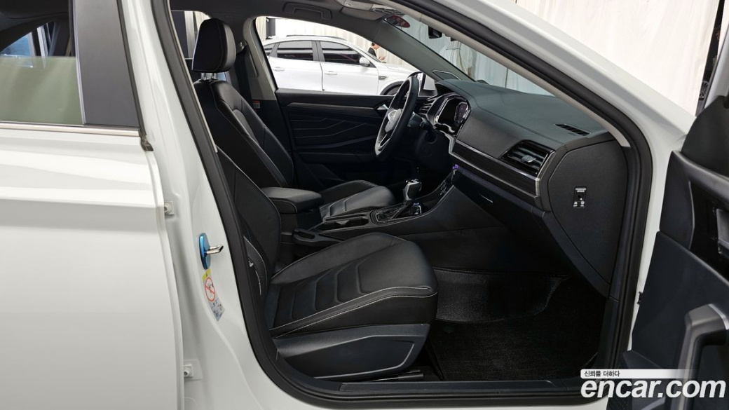Volkswagen Jetta 1.5 TSI Prestige, 2023