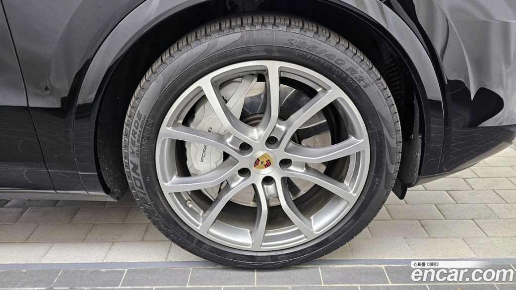Porsche Cayenne 4.0 Turbo, 2023