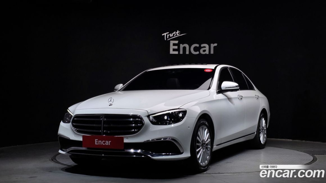 Mercedes-Benz E-Class E220d 4MATIC Exclusive, 2023