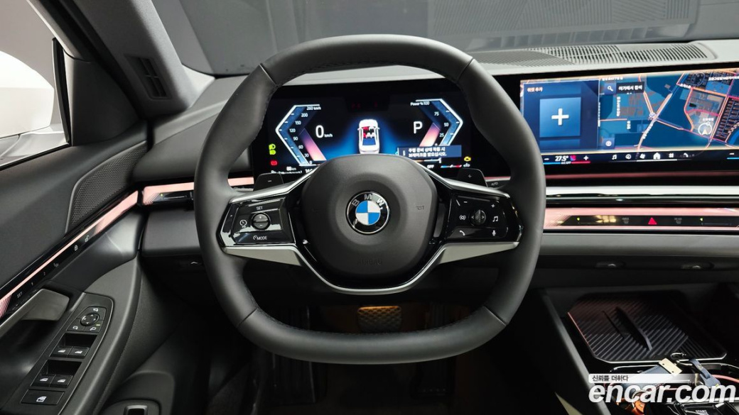BMW 5-Series 520i, 2025
