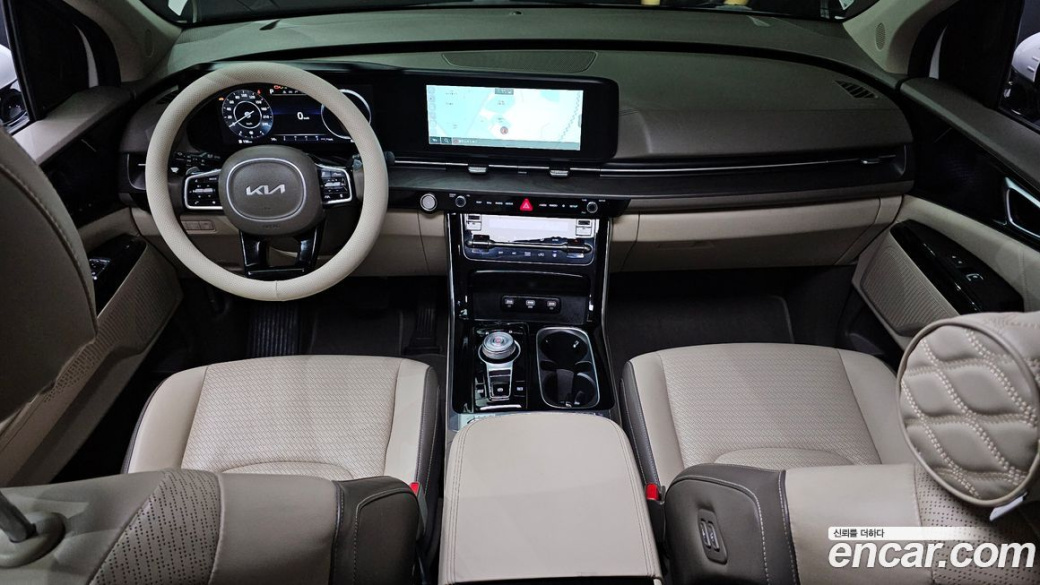 Kia Carnival 9-Seater Signature, 2022