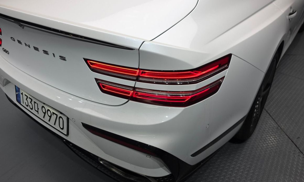 Genesis G80 Gasoline 2.5 Turbo 2WD, 2025