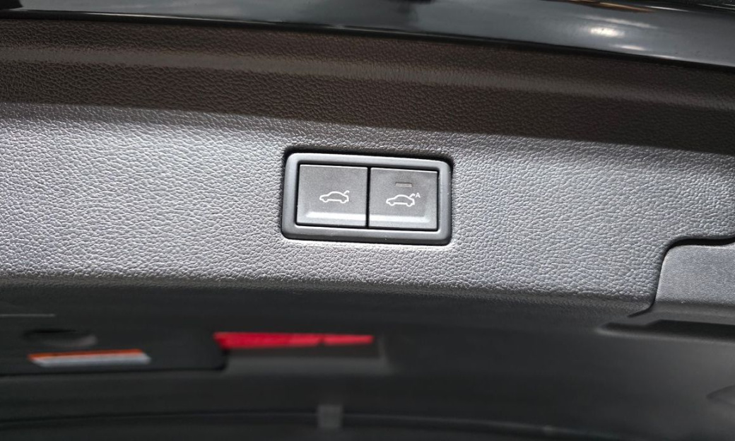 Volkswagen Touareg 3.0 TDI Prestige, 2024