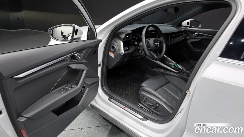 Audi A3 40 TFSI Premium, 2023
