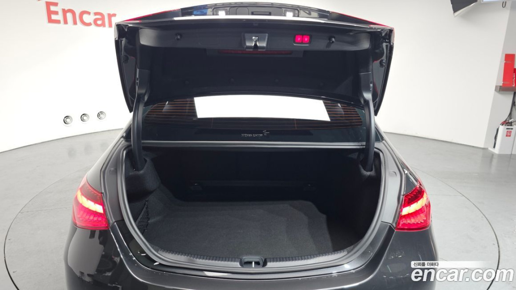 Mercedes-Benz C-Class C300 AMG Line, 2022