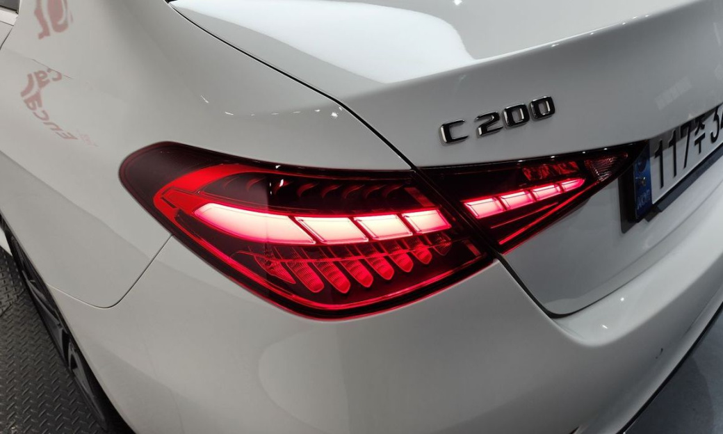 Mercedes-Benz C-Class C200 AMG Line, 2025
