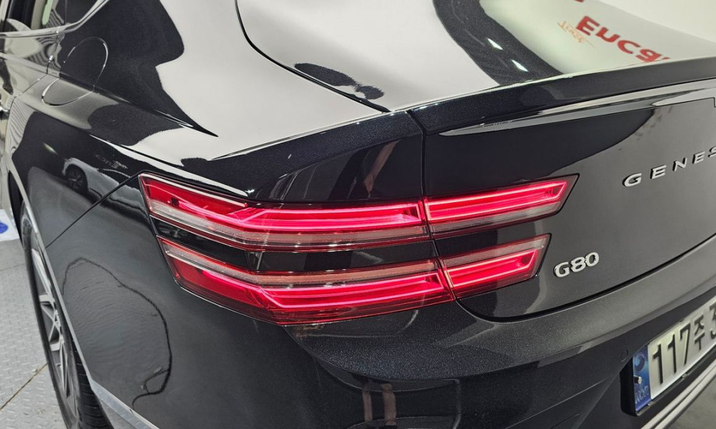 Genesis G80 Gasoline 2.5 Turbo AWD, 2025