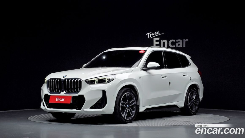 BMW X1 xDrive 20i M Sport, 2024