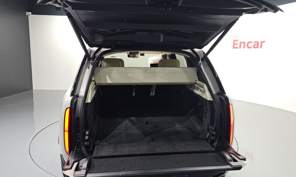 Land Rover Range Rover P615 SV LWB, 2025