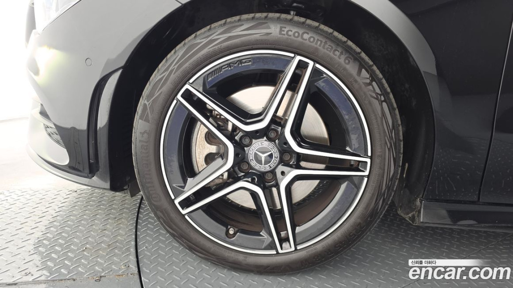 Mercedes-Benz CLA-Class CLA250 4MATIC, 2023