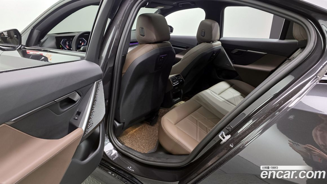 BMW 5-Series 520i M Sport, 2024