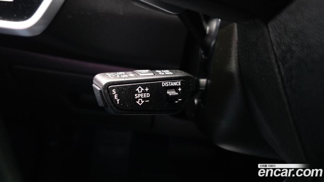 Audi A6 45 TFSI Quattro Premium, 2025