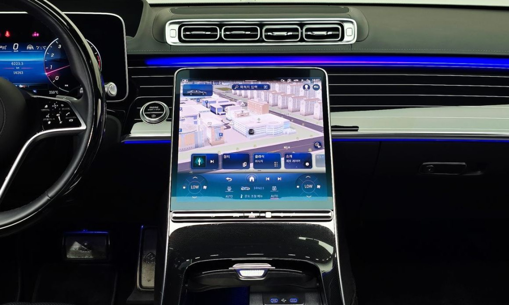 Mercedes-Benz S-Class Maybach S580 4MATIC, 2023