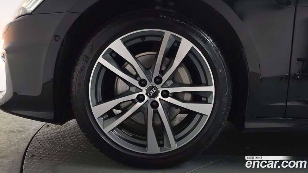 Audi A6 45 TFSI Premium, 2023