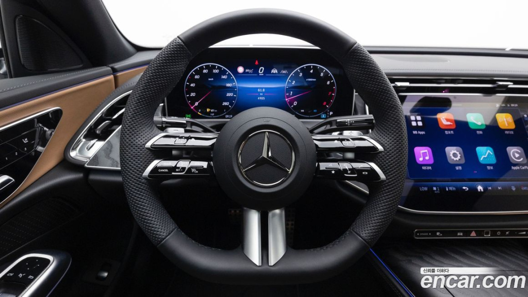 Mercedes-Benz E-Class E200 AMG Line, 2026