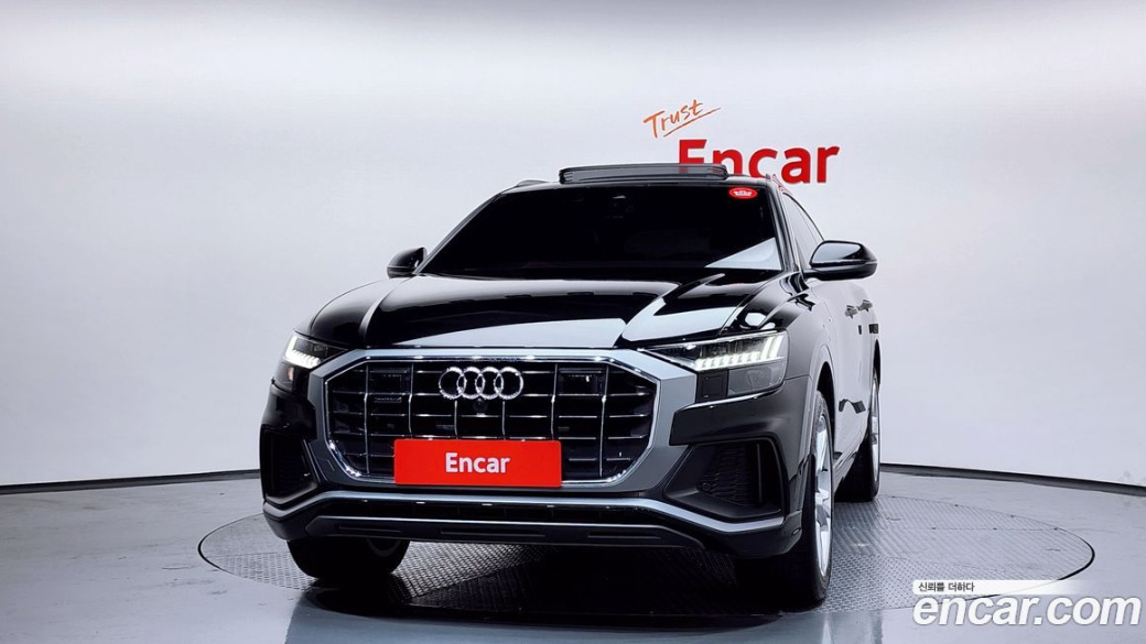 Audi Q8 45 TDI Quattro Premium, 2023