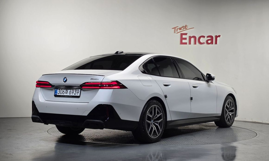 BMW 5-Series 520i Special Edition, 2026