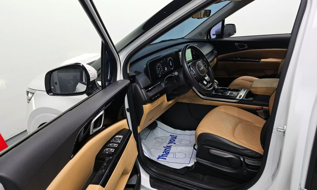 Kia Carnival 9-Seater Prestige, 2023