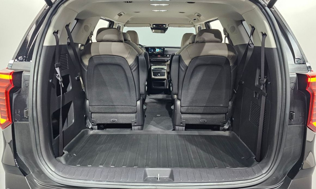 Kia Carnival 9-Seater Noblesse, 2025