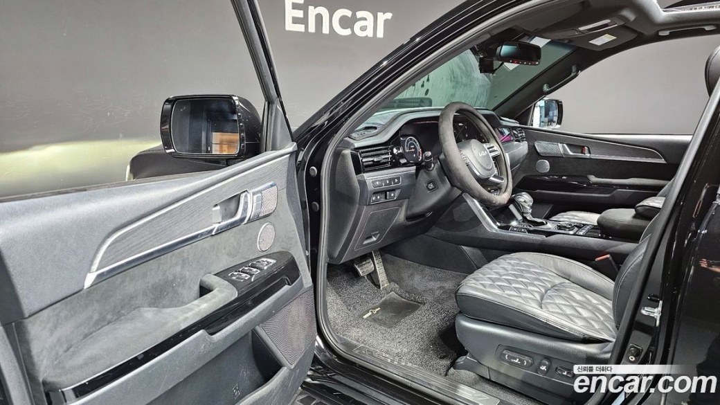 Kia Mohave Diesel 3.0 4WD 6-Seater, 2022