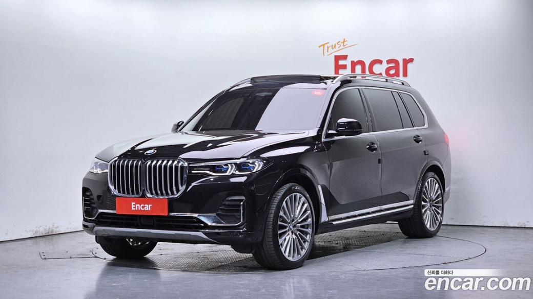 BMW X7 xDrive 40i Design Pure Excellence 7-Seater, 2022