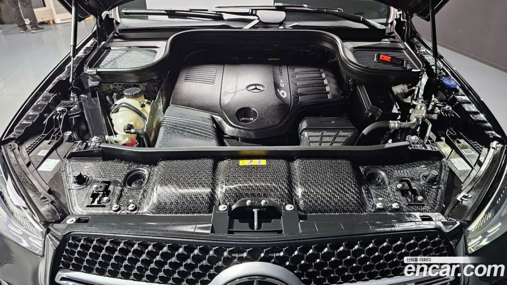 Mercedes-Benz GLE-Class GLE450 4MATIC, 2025