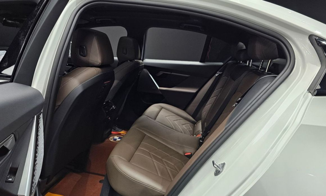 BMW 5-Series 520i M Sport, 2024