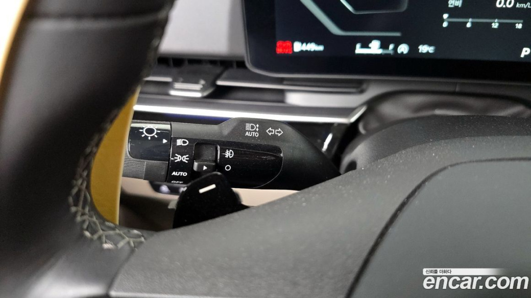 Kia Carnival 9-Seater Gravity, 2025