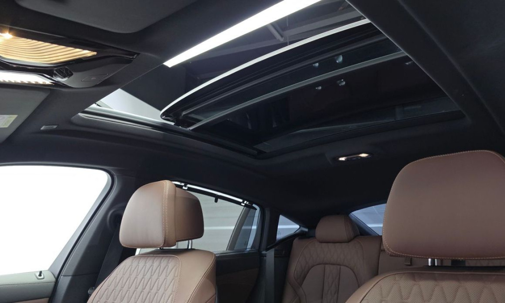 BMW X6 xDrive40i M Sport, 2024