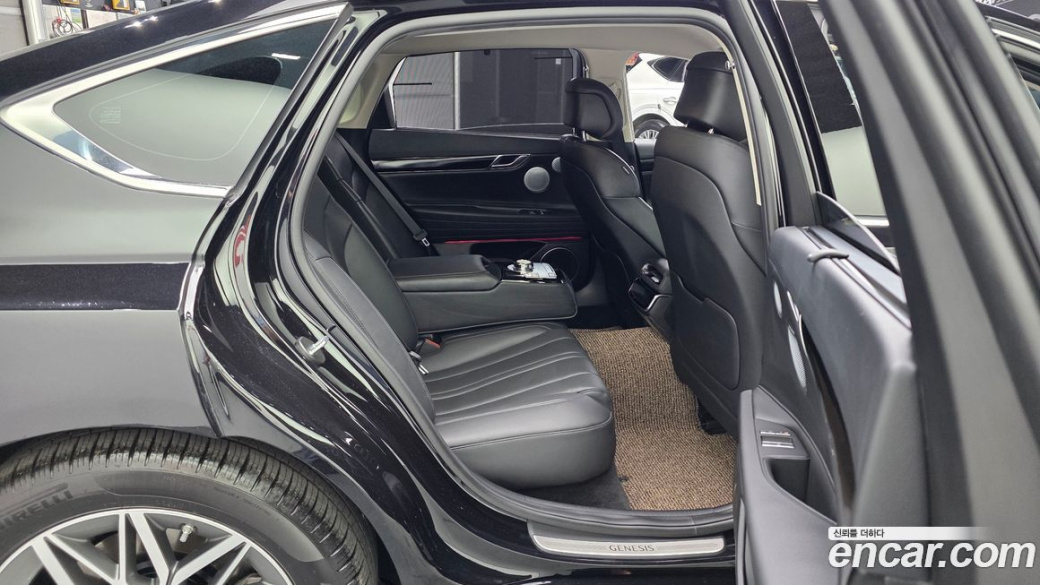 Genesis G80 Gasoline 2.5 Turbo AWD, 2026