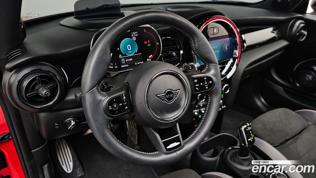 Mini Cooper JCW, 2024