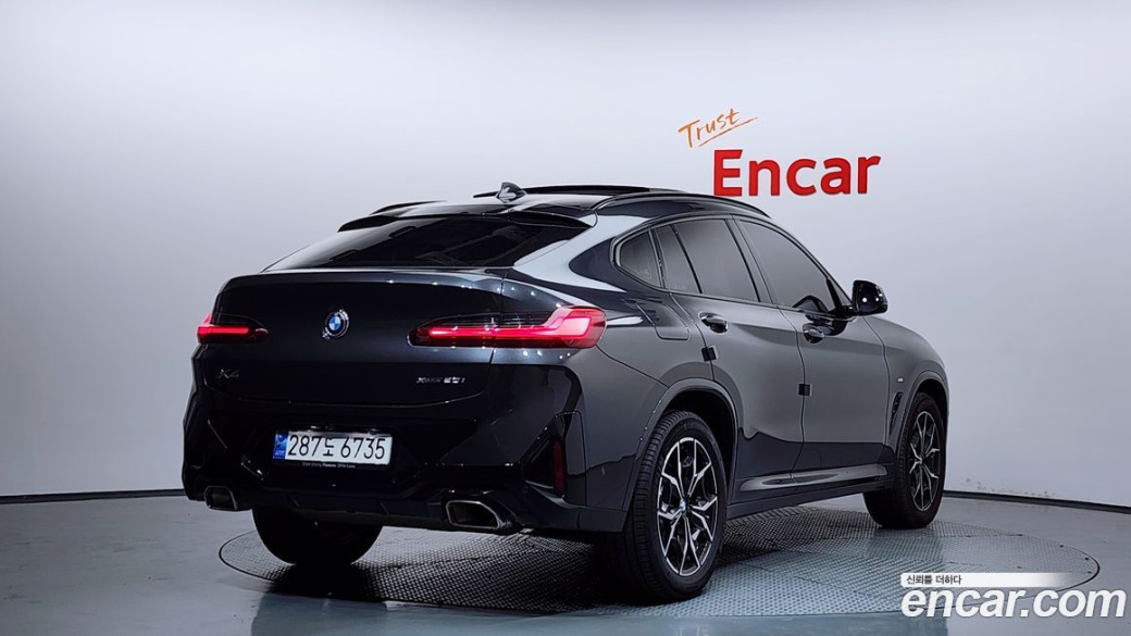 BMW X4 xDrive20i M Sport, 2022