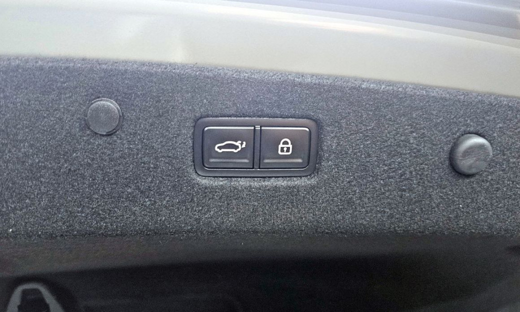 Kia K8 2.5 Gasoline 2WD, 2025