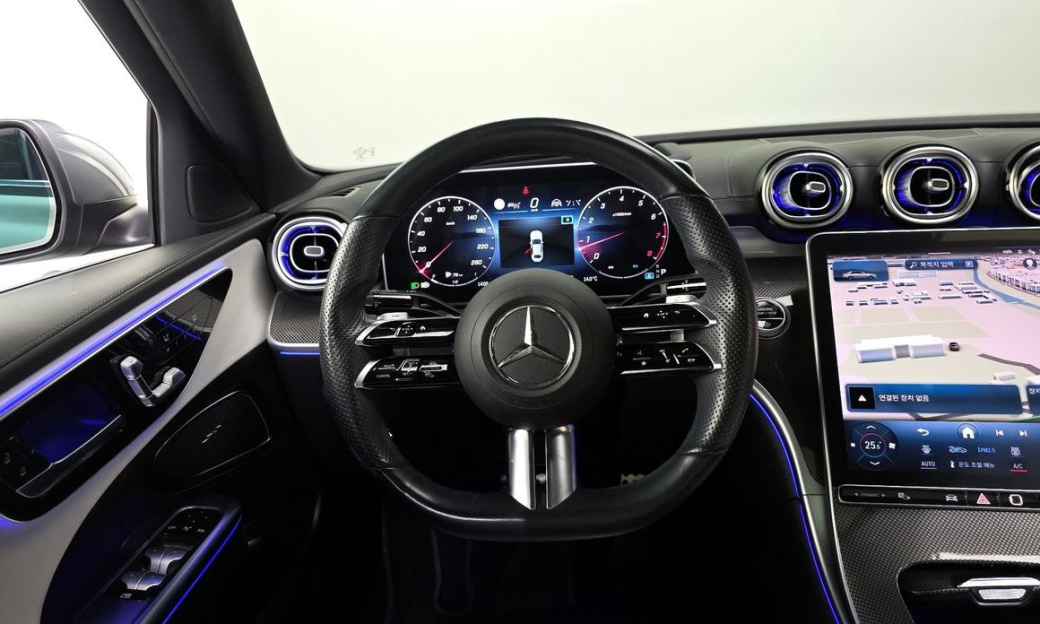 Mercedes-Benz C-Class C300 AMG Line, 2022