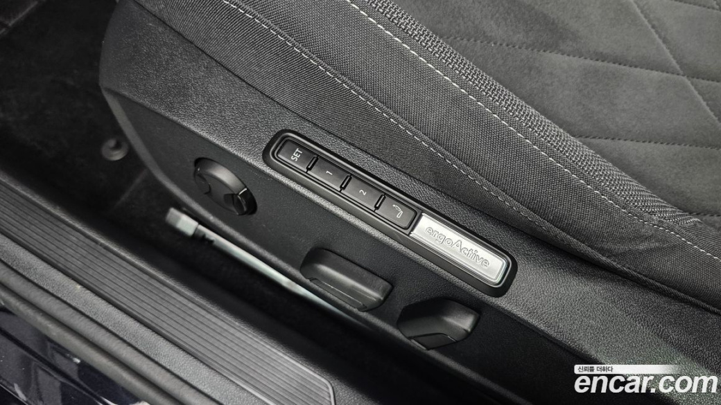Volkswagen Golf 2.0 TDI Prestige, 2022