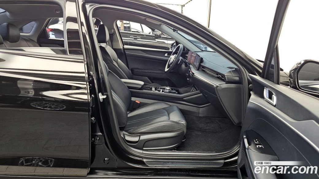Kia K5 2.0, 2024