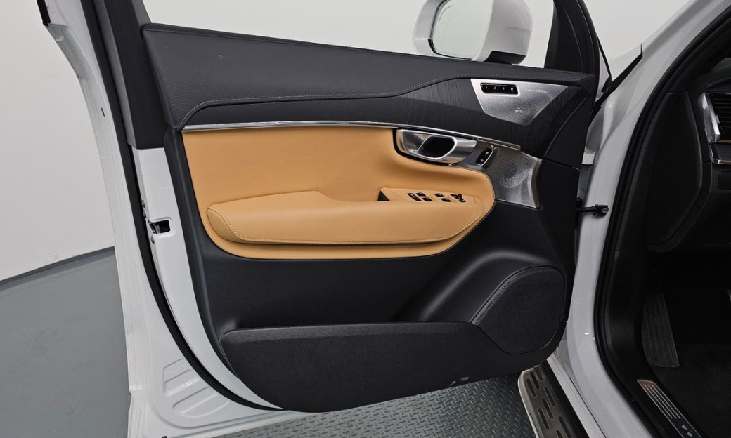 Volvo XC90 B6 Ultimate Bright, 2024