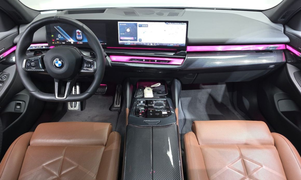 BMW 5-Series 530i xDrive M Sport, 2024