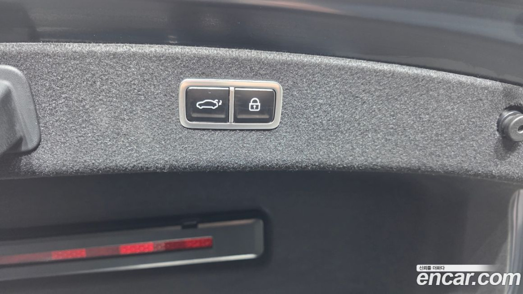 Genesis G80 Gasoline 2.5 Turbo AWD, 2025