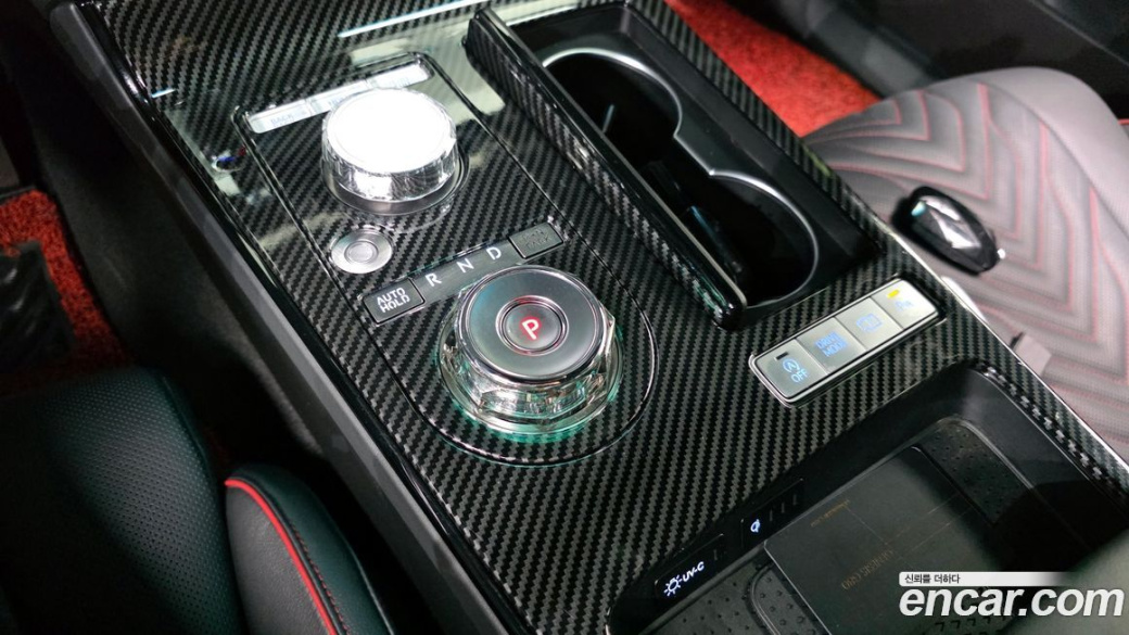 Genesis G80 Gasoline 2.5 Turbo 2WD, 2025