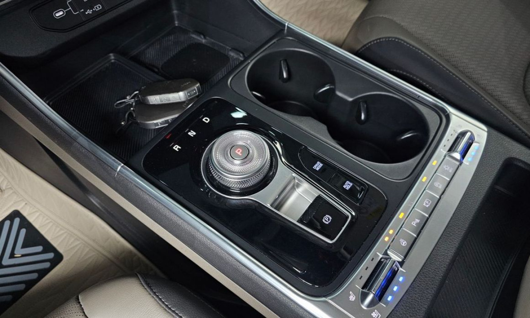 Kia Carnival 9-Seater Noblesse, 2025