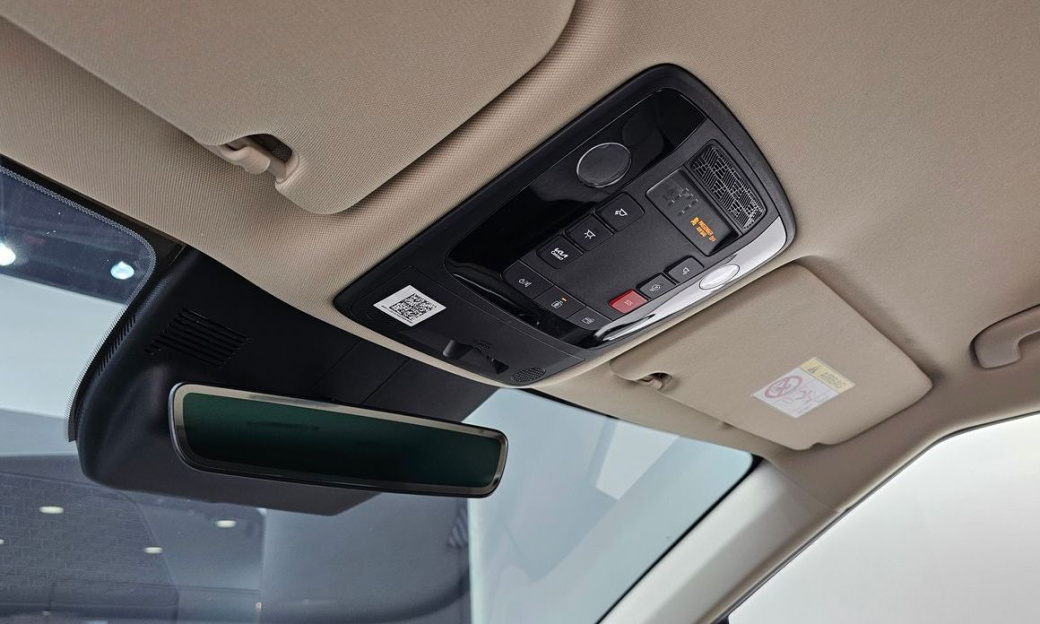 Kia Carnival 9-Seater Noblesse, 2025
