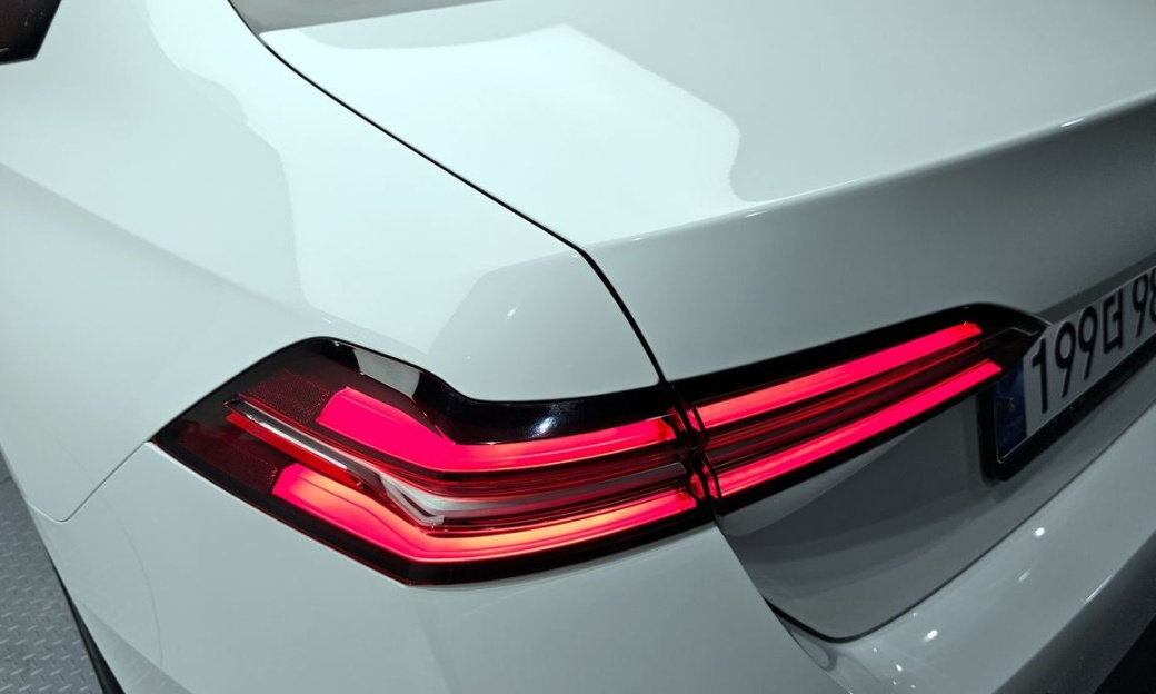 BMW 5-Series 520i M Sport, 2025