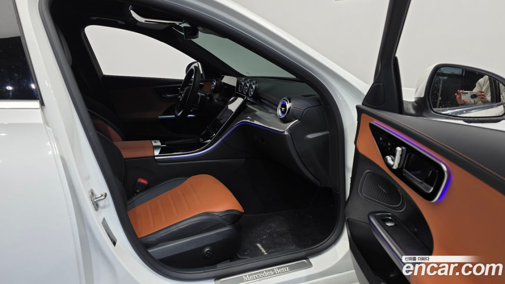 Mercedes-Benz C-Class C200 AMG Line, 2025