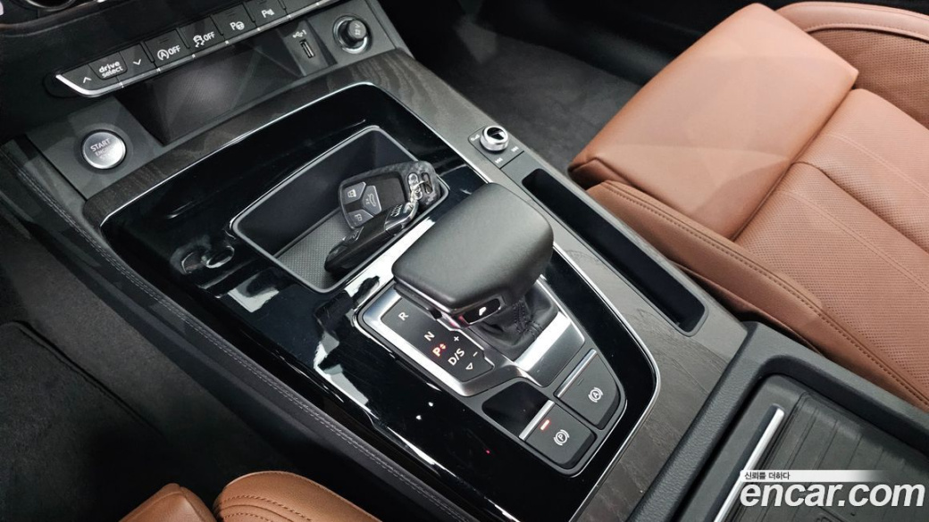 Audi Q5 45 TFSI Quattro Premium, 2023