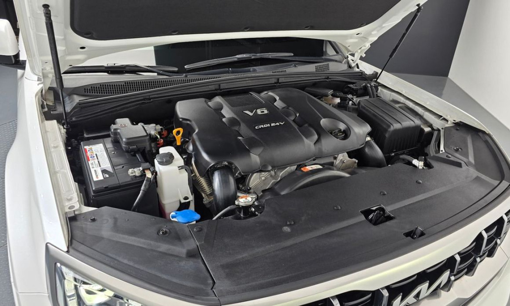 Kia Mohave Diesel 3.0 4WD 5-Seater, 2023