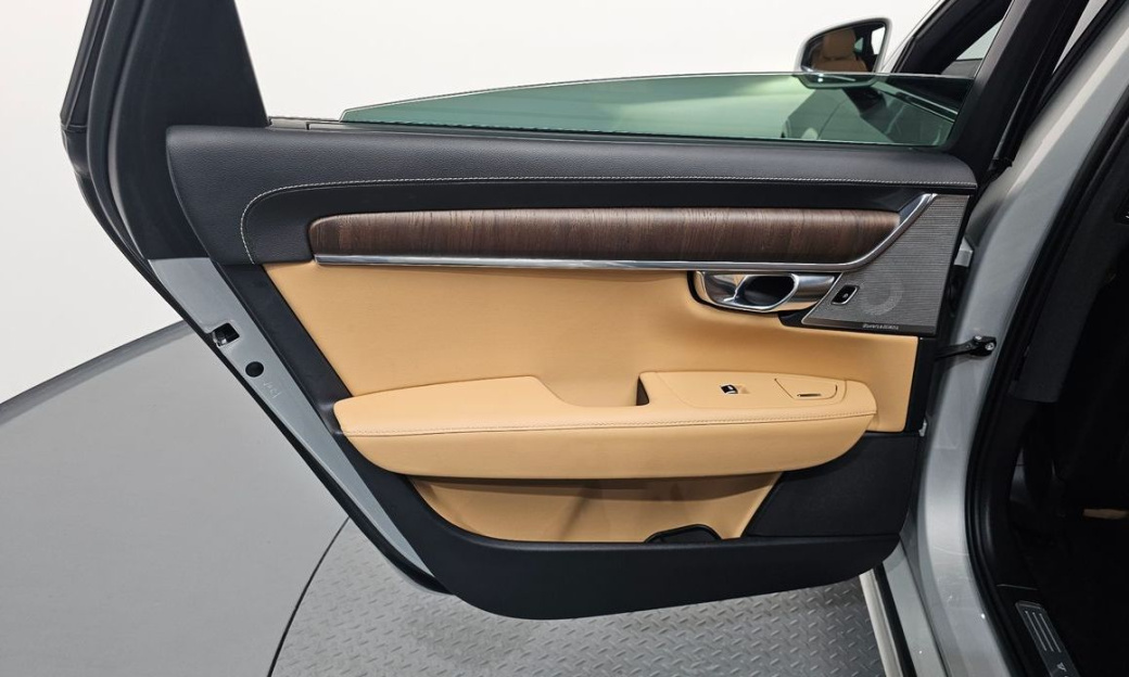 Volvo S90 B6 AWD Inscription, 2022